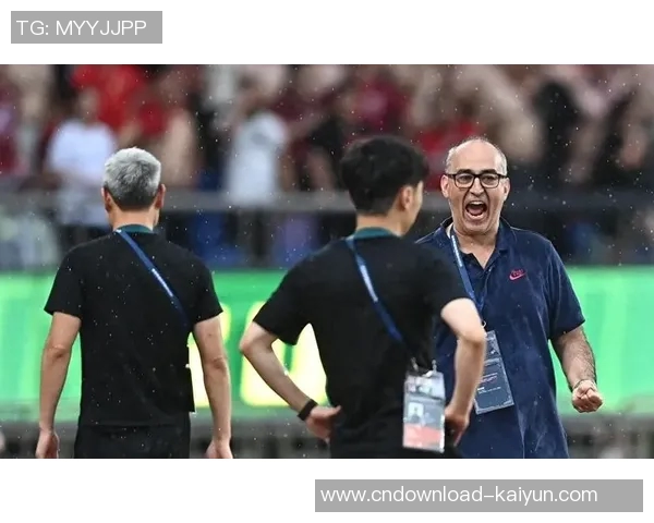 浙江FC夏季转会重磅引援罗马尼亚国脚米特里策正式加盟开启新篇章