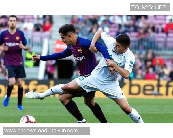 巴萨VS对手的精彩对决解析与战术分析，谁能笑到最后